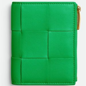 Bottega Veneta Small Cassette Bi-Fold Zip Wallet - Parakeet